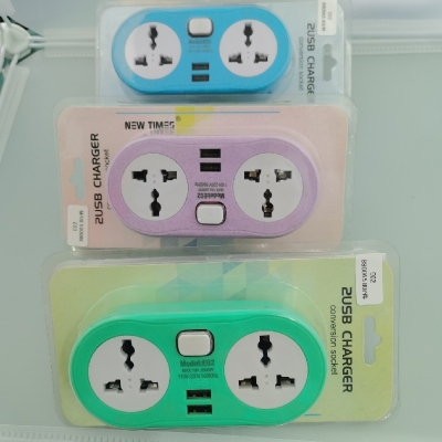 Conversion Socket USB Outlet Converter E02 Conversion Socket Universal Hole USB British Conversion Socket