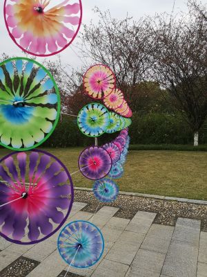 Factory Direct Sales Kindergarten Supplies Hot Selling Fabric Turntable Wind String Pinwheel Garden Decorating Windmill Wholesale