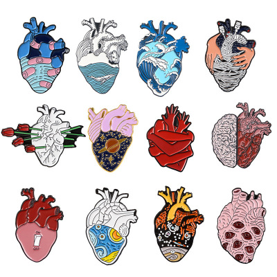 European and American Whale Cartoon Chain Alloy Cartoon Heart Brooch Cool Lovely Rose Heart Badge Pin