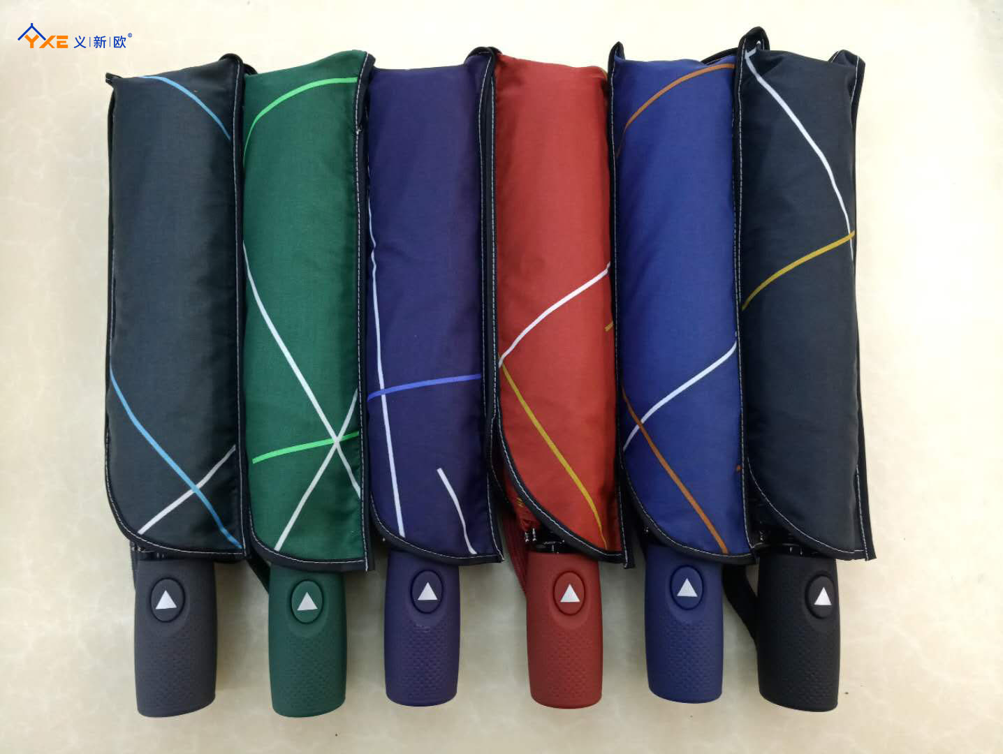 三折伞 自动伞 外贸电商伞 创意线条雨伞