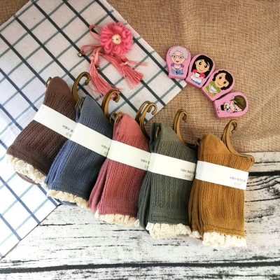 Online Fall/Winter Hot-Selling Xinjiang Cotton Double Needle Lace Women's Socks TikTok Hot Selling Female Boat Factory Wholesale
