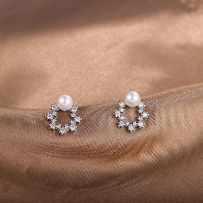 Rhinestone Pearl South Korea Elegant Internet Influencer Cold Style Small Circle Ear Studs New Tide Simple Earrings