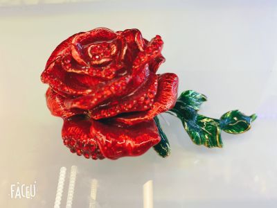 Valentine's Day Metal Rose Jewelry Box