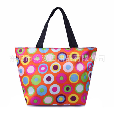 Women's Cosmetic Bag Wash Bag Cosmetic Bag Fashion Lunch Bag Handbag Satin Small Bag