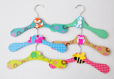 2013 New Wooden Cute Cartoon Printed Curved Children's Hanger Thick Factory Direct Sales