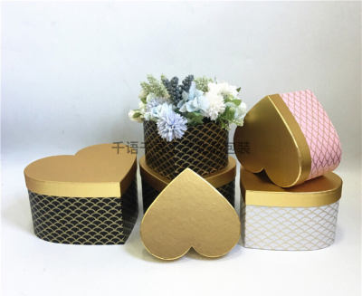 High-End Gold, Gilding Heart-Shaped Gift Box Three-Piece Set