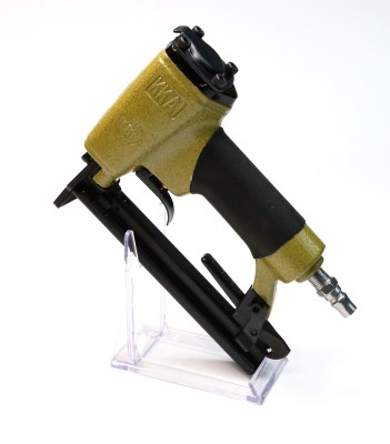COMPNA Pneumatic Staple Gun Steel Nail Gun U-Type Pneumatic Strip Nail Gun Woodworking Air Nailers