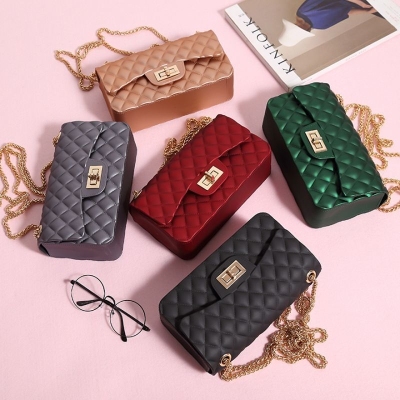 New Small Bag Women's Bag 2020 New All-Match Rhombus Beach Crossbody Shoulder Chain Bag Frosted Jelly Small Square Bag