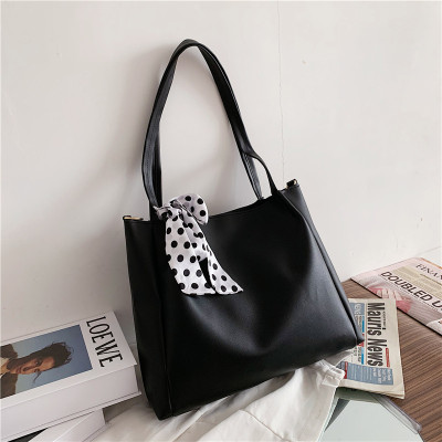 Retro Tote Bag for Women Large-Capacity Crossbody Bag Fashion Silk Scarf New Trendy Shoulder Bag Versatile Handbag Shopping Bag