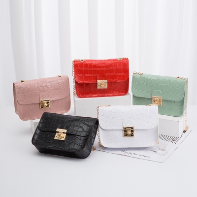 Ladies Hand Bag Women's Bag 2021 New Brain Teaser Chain Simple Small Square Bag Leisure Phone Bag Small Bag