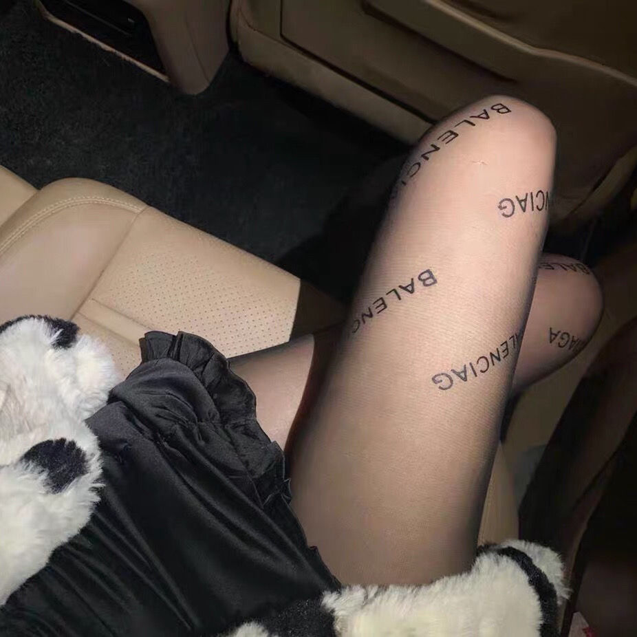 网红ins巴黎黑色B字母丝袜世家女性感丝袜薄款加厚绒防勾丝打底袜