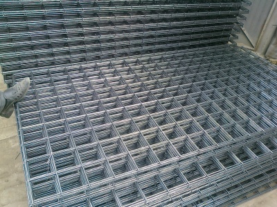 Galvanized Mesh Welded Wire Mesh Building Mesh with Frame Mesh Factory Direct Sales
