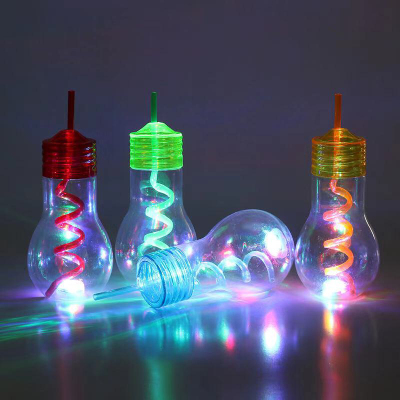 New Plastic Beverage Bottle Bulb Bottle Cup with Straw with LED Light Creative Drink Cup