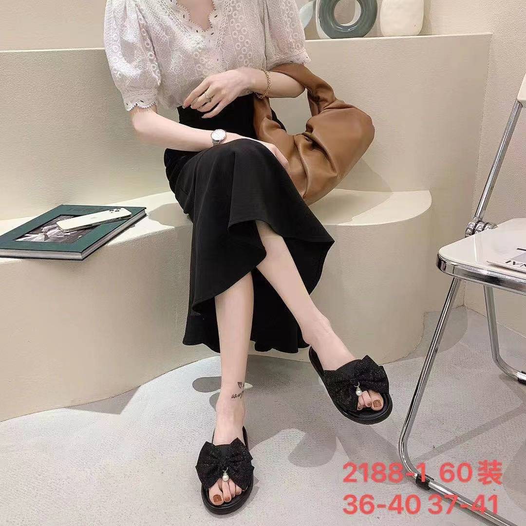 现货供应夏季女士名媛风碟结一字拖舒适耐磨时尚百搭凉拖