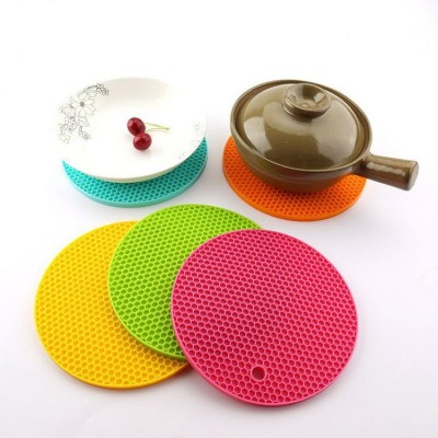 Silicone round Honeycomb Insulation Placemat Kitchen Anti-Slip Waterproof Plate Mat Anti-Scalding Clay Pot Trivet