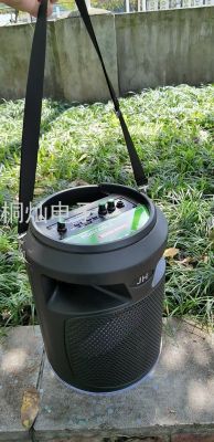 New Outdoor Strap Stage Lights Speaker Card Bluetooth Subwoofer with Microphone Colorful Light Drop-Resistant Audio