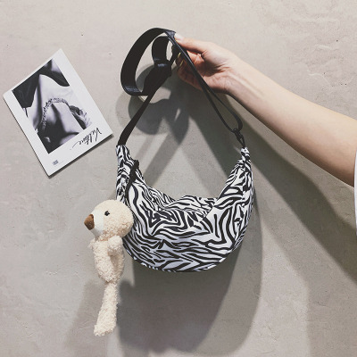 Bag 2021 New Fashion Messenger Bag Women's Simple Ins Large Capacity Student Korean Style Canvas Striped Dumpling Bag