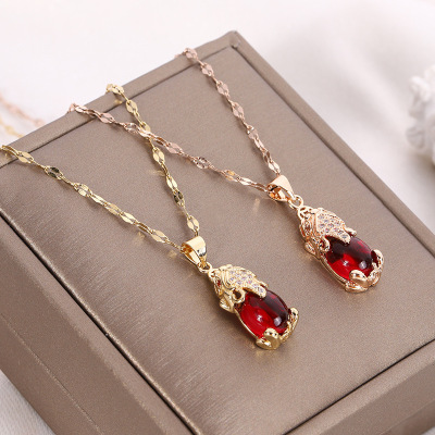 New Year Red Titanium Steel Necklace Women's 18K Gold Plated Online Popular Clavicle Chain Hipster Fashion Ornament