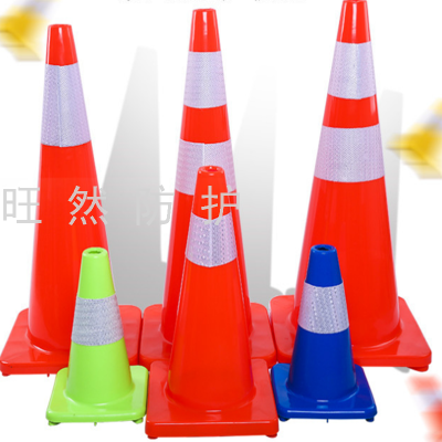 PVC Road Cone Traffic Warning Barricade Reflecting Road Cone Safety Barrel Red Isolation Cone Ice Cream Cone Road Cone