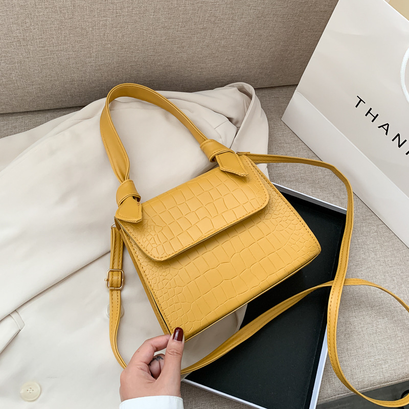 上新小包包女包2025夏天新款潮时尚百搭单肩斜挎包网红腋下小方包