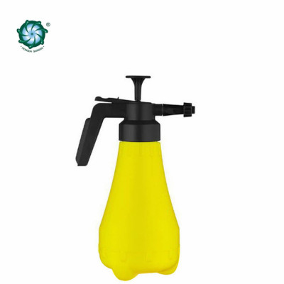 1.8L Corrosion Resistant Sprinkling Can Head Water Nozzle Self-Cleaning Element Pneumatic Sprinkling Can Acid and Alkali Resistant Sprayer