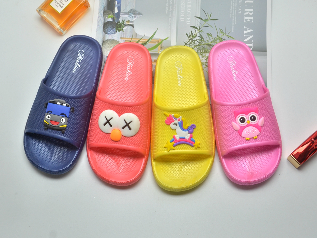 夏季童鞋可爱一字拖舒适耐磨百搭爆款凉拖