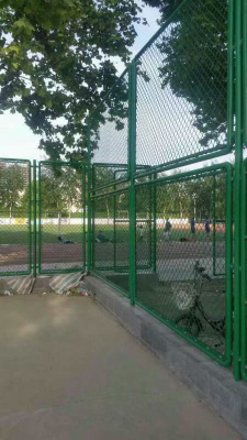 Football basketball court fence Stadium enclosure net playground protective fence isolation protection net School playground fence