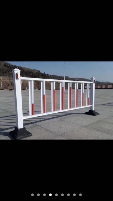 Municipal Road fence corral traffic isolation road Road fence outdoor protection anti-collision railing parking enclosure