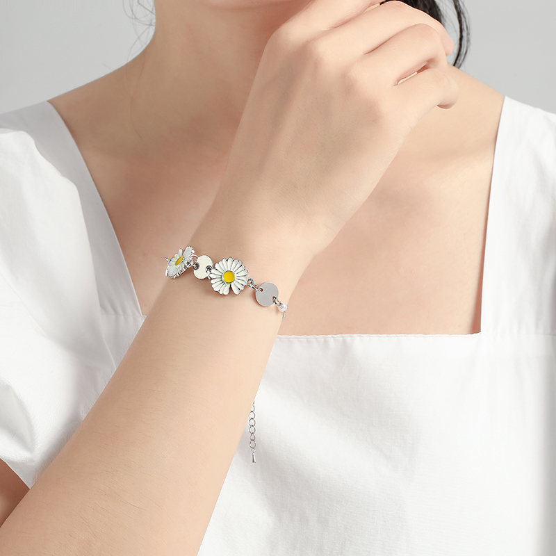 欧美个性时尚合金小雏菊手链 跨境创意小众设计冷淡风手链批发