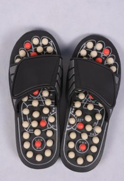 Factory Foreign Trade Products Straight Line round Beads Barbed Rotating Massage Slippers Foot Acupuncture Massage Slippers Can Be Customized