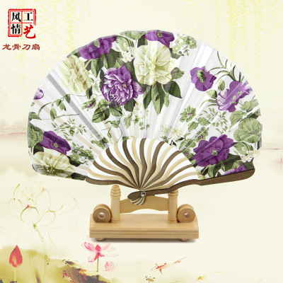 Tourism Crafts Wholesale Natural Bamboo Exquisite Classical Fan Boutique Female Fan Keel Knife Fan Hot Sale at Scenic Spot