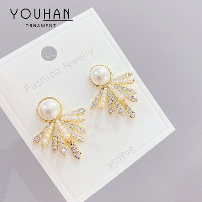 Irregular Geometric Silver Pin Earrings Female Temperament Korean Personality Baroque Style Pearl Stud Earrings Sterling Silver Needle Earrings