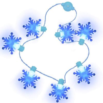 Coolette Cross-Border Hot Selling Christmas Ice and Snow Series 7led Light Large Snowflake Luminous Holiday String Light