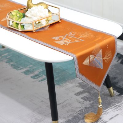 Factory Direct Supply European Entry Lux High Precision Table Runner Coffee Table Cloth Amazon Hotel Custom Home Table Runner Wholesale