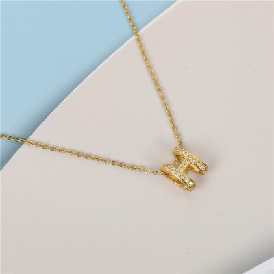 H Letter Titanium Steel Necklace Female Clavicle Chain Minimalist Design Niche Senior Pendant for Girlfriend