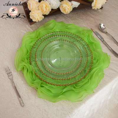 Fancy hot sell charge plates with 100% polyester organza mat