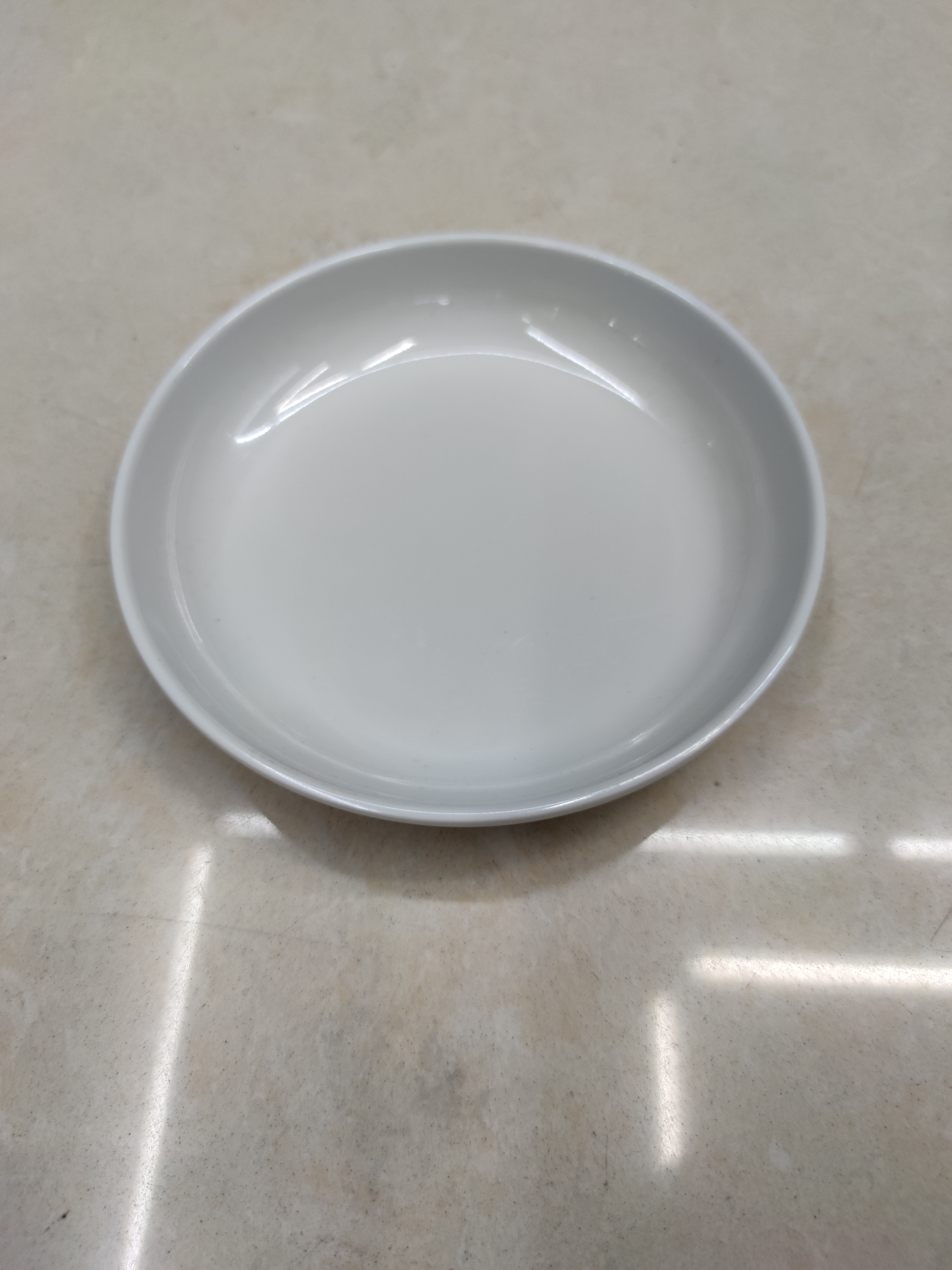 密胺餐具仿瓷圆深盘烤肉串盘家用饭店圆盘酒店用品