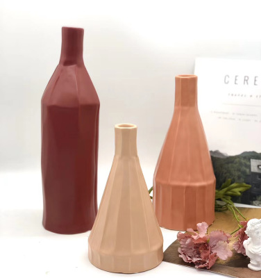 Nordic Instagram Style Creative Simple Ceramic Vase Living Room Bedroom Flower Arrangement Dried Flower Decorative Ornament