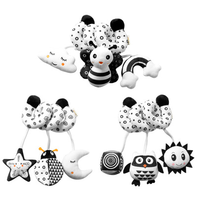 New Arrival Cartoon Animal Crib Winding Toy with Bell Black and White Bed Winding Series Baby Toys in Stock
