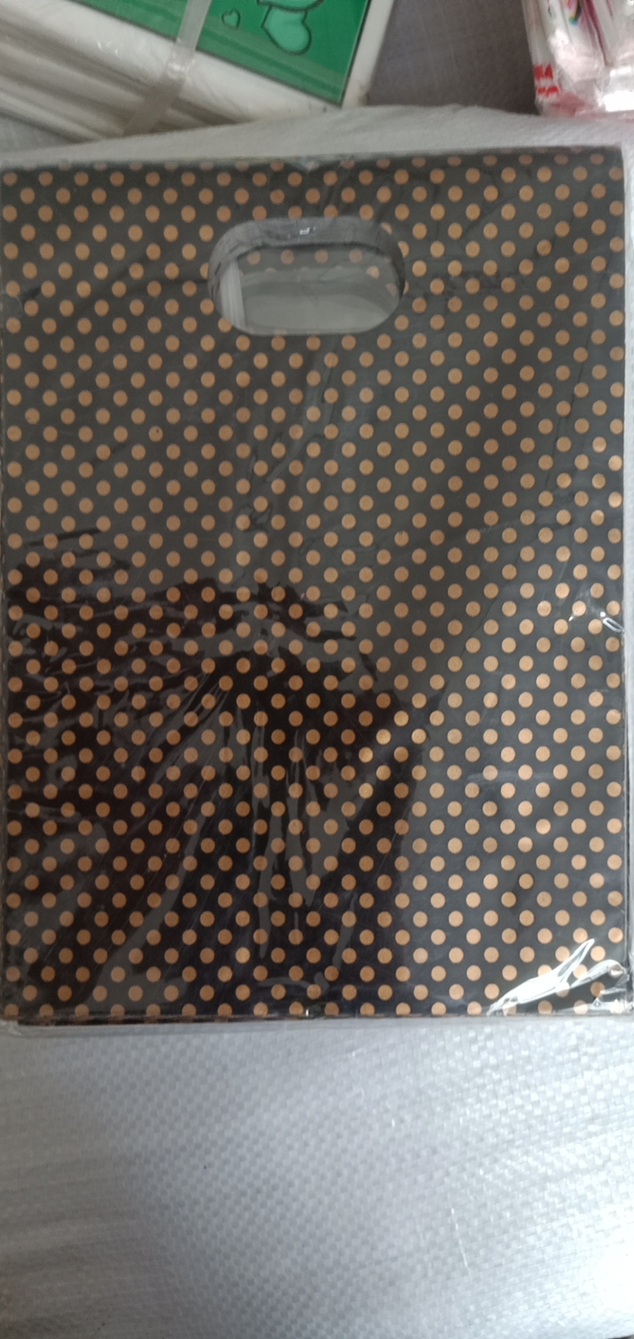 塑料礼品服装多尺寸多款式多颜色超市商场玩具各种百货店包装用袋