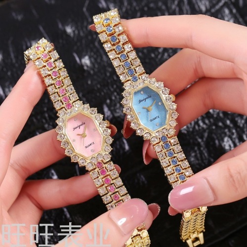 Foreign Trade Casual Starry Sky Dial Watch Diamond Bracelet Square Watch Women‘s Quartz Watch Fashion Watch Set in Stock