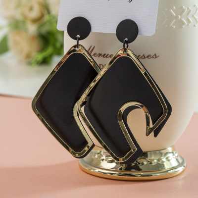 European and American Exaggerated Earrings Metal Hollow Earrings Retro Irregular Geometric Women's Cold Style Earrings Cross-Border