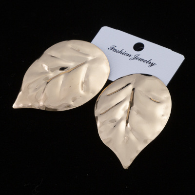 Leaf-Shaped Earrings Geometric Long Earrings Metal Simplicity Ethnic Style Temperamental Earrings European and American Style Women Jewelry