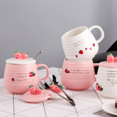 Revo Ceramic Spot Supply Cute Fruit Ceramic Creative 3D Strawberry Mug One Piece Dropshipping Gift Cup