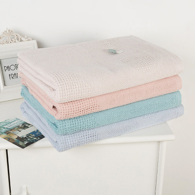 Yiwu Good Goods Pure Cotton Double Veil Creative Gauze Absorbent Bath Towel Jacquard Soft Breathable Easy to Dry Towels