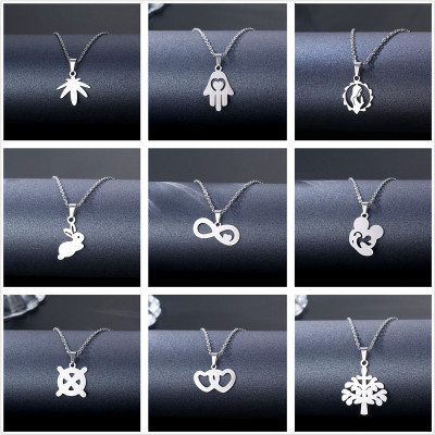Cross-Border New Accessories European and American Jewelry Supply Geometric Necklace Simple Hollow Stainless Steel Cutting Clavicle Necklace