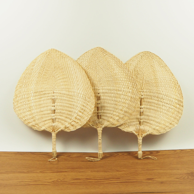 Cattail Leaf Fan Old-Fashioned Summer Hand-Knitted Fan Grass Fan Hand-Cranked Large Fan Palm Leaf Cool Banana Old Fan