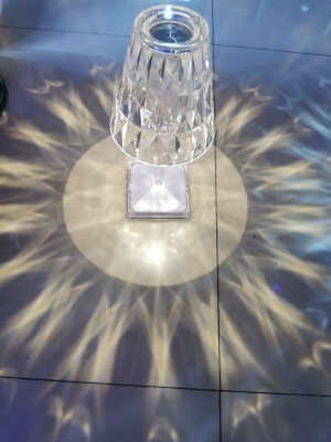 Led Diamond Crystal Lamp Creative Gift USB Charging Atmosphere Bedside Lamp Internet Celebrity Acrylic Restaurant Table Lamp