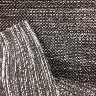 Factory Direct Sales Fine Grain Yarn-Dyed Fabric Random Grain Mixed Color Interwoven Blended Polyester Fabric Small Grain Pattern Flyknit