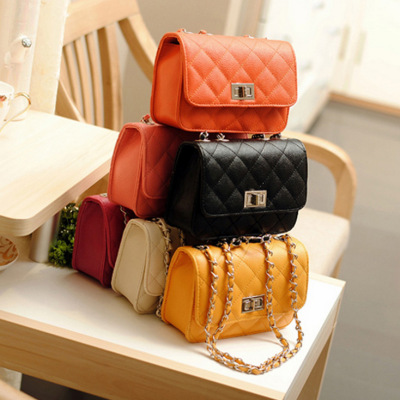 Classic Style Fashion Casual Women Bag Rhombus Turnlock Small Bag Chain Bag Shoulder Crossbody Bag Wholesale